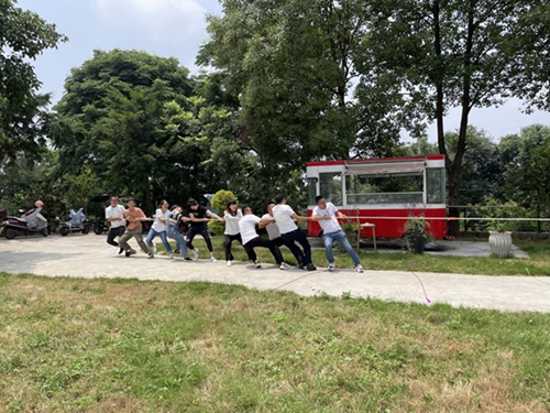 �����l(f��)չ��˾���ж��^�M(j��n)����(��i)�h��(��i)���(gu��)�������l(f��)չ��˾�_չ����(hu��)���(d��ng)